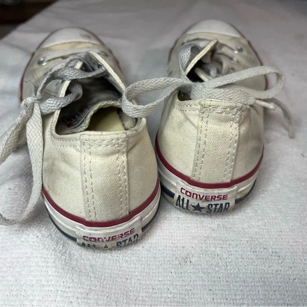 Youth Converse Size 2